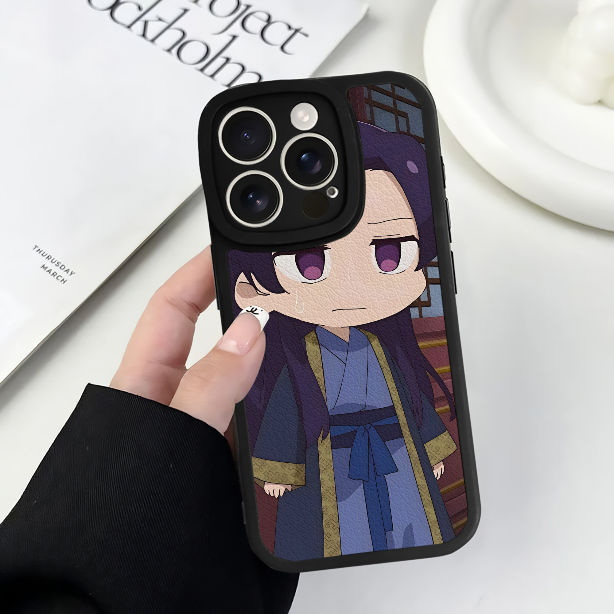 薬屋のひとりごと The Apothecary Diaries 【iPhone 16シリーズ対応】シリコンスマホケース（レザー調） 材質：シリコン